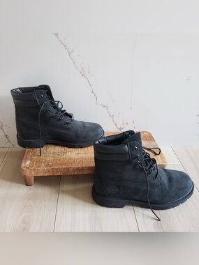 Timberland Women's Black Lace-Up Combat Boots